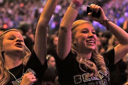 Bieber Fever - Why teens obsess over celebrities